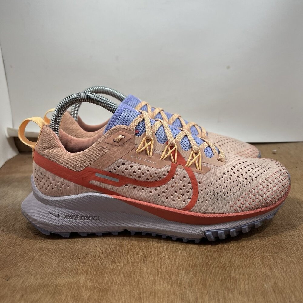 Nike React Pegasus Trail 4 Shoes Womens Size 8 Peach Hiking Sneaker DJ6159-800